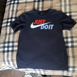🔥🔥NIKE SHIRT🔥🔥